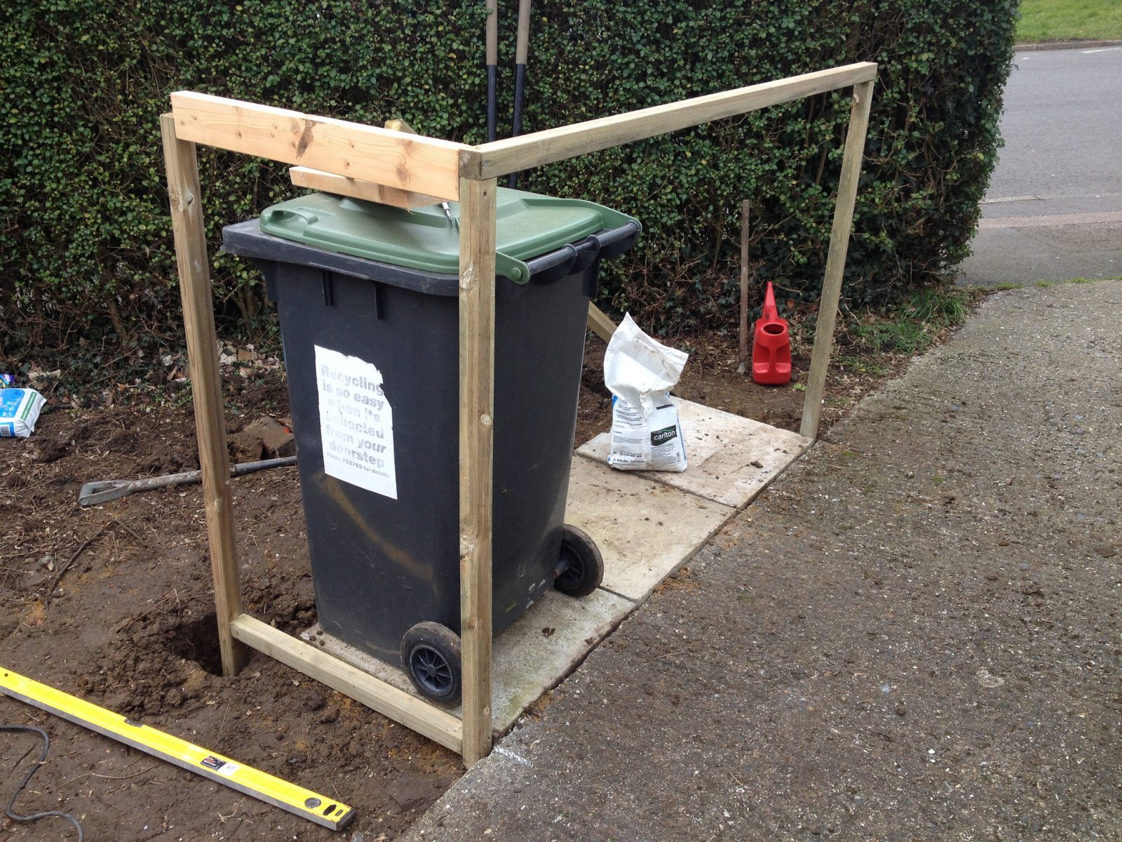 How To Make A Screen To Hide Wheelie Bins At Sam Bolivar Blog